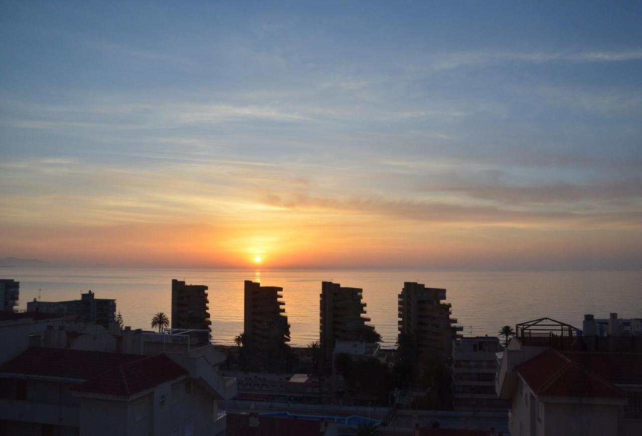 Stunning Sea Views At Just 270 M From The Beach 阿勒纳勒斯德尔索尔 外观 照片