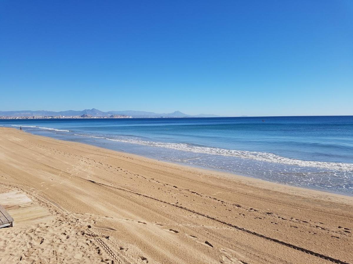 Stunning Sea Views At Just 270 M From The Beach 阿勒纳勒斯德尔索尔 外观 照片